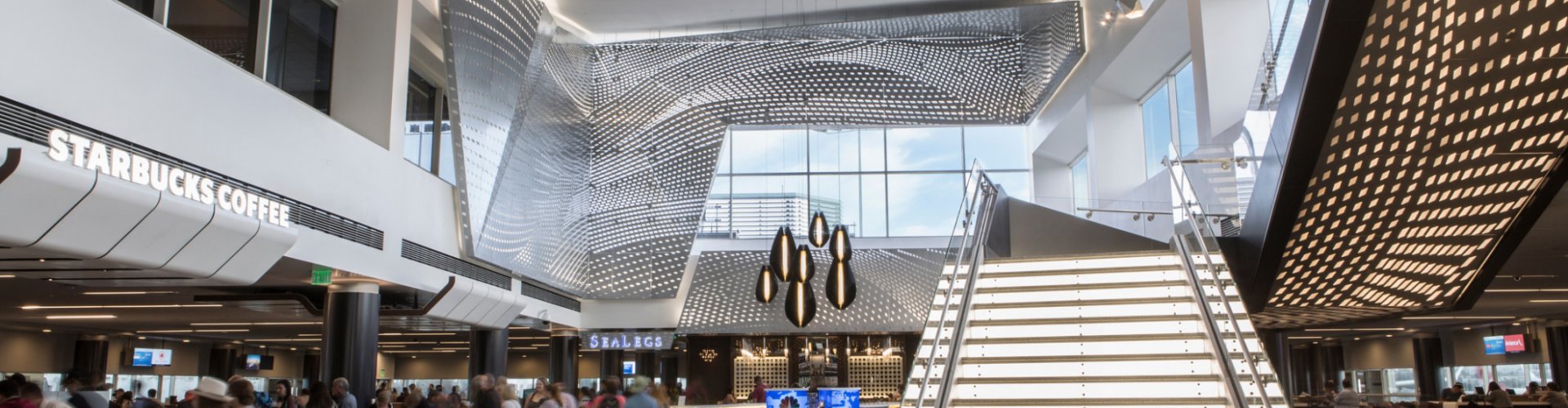 Scenic road trip from Los Angeles Airport