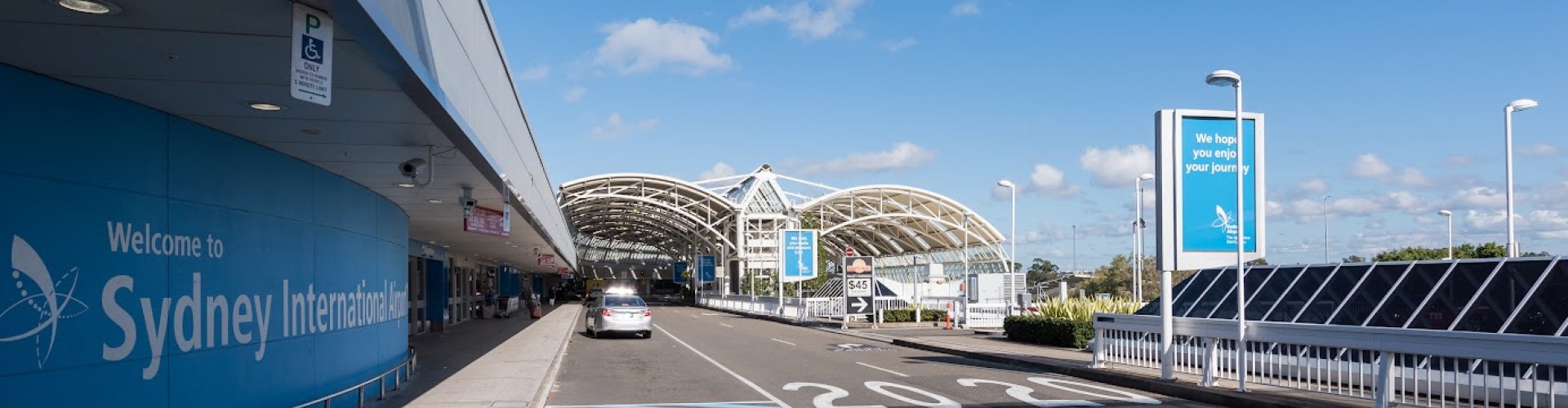 Scenic Sydney Road Trip from Kingsford Smith Airport