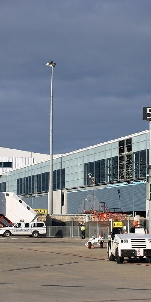 Driving and Transport Options near Adelaide Airport